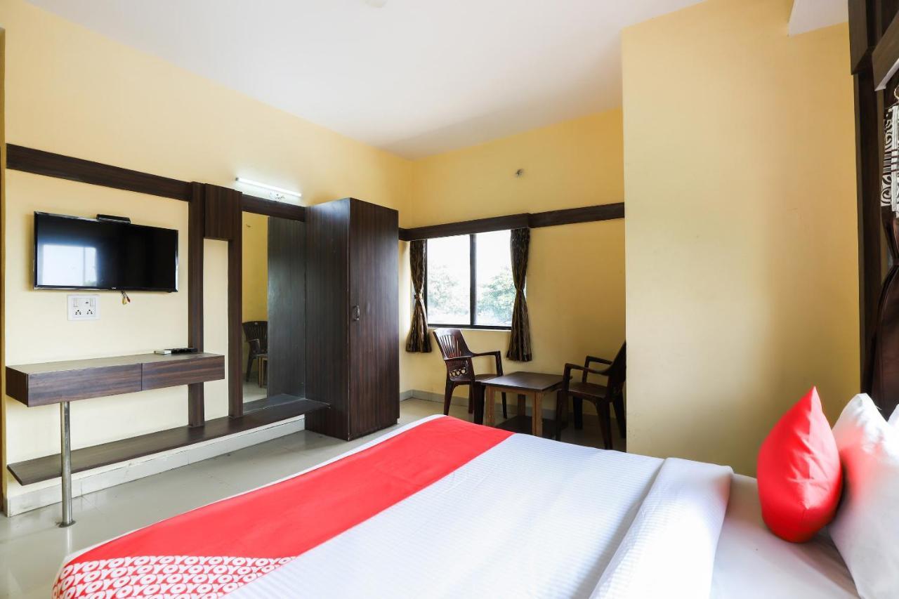 Oyo 62746 Hotel Siddharth Marwad Exterior foto